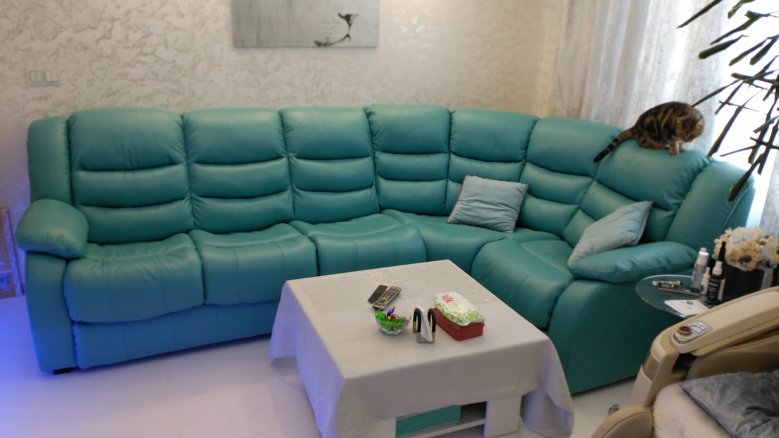 Перетяжка дивана на дому. Богданович